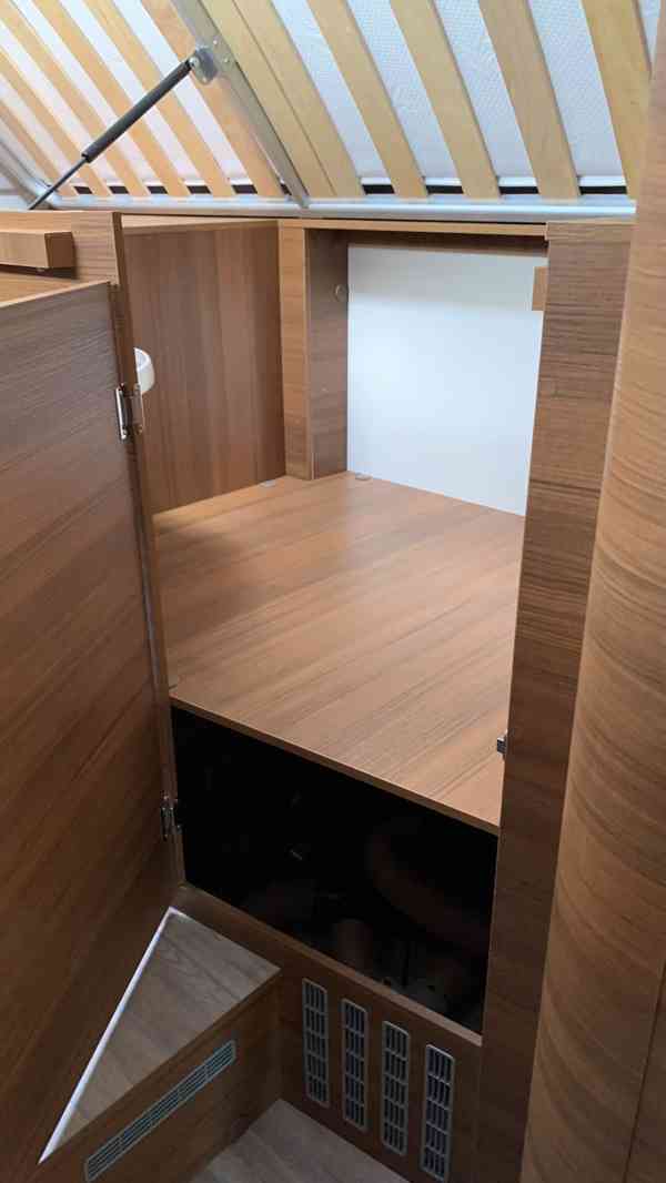 Obytný vůz Elnagh Baron 65 - foto 17