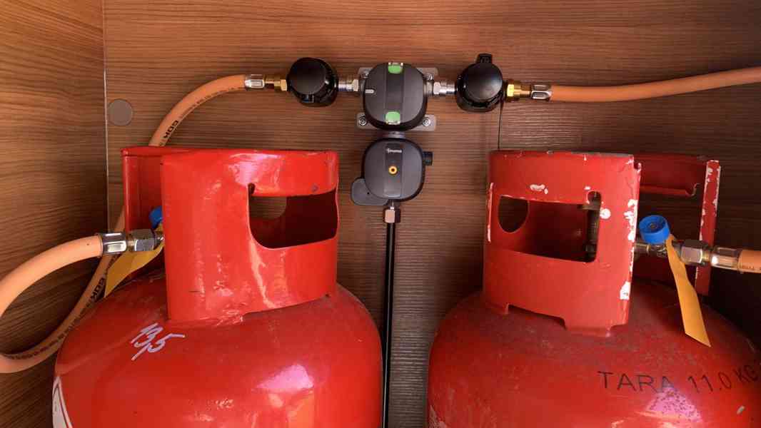 Obytný vůz Elnagh Baron 65 - foto 4