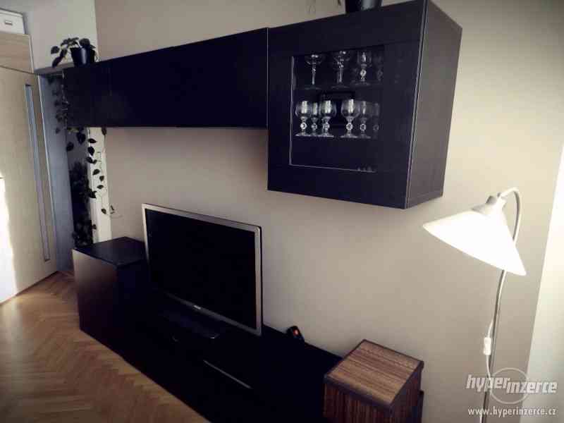 Obývací stěna BESTA IKEA - foto 3