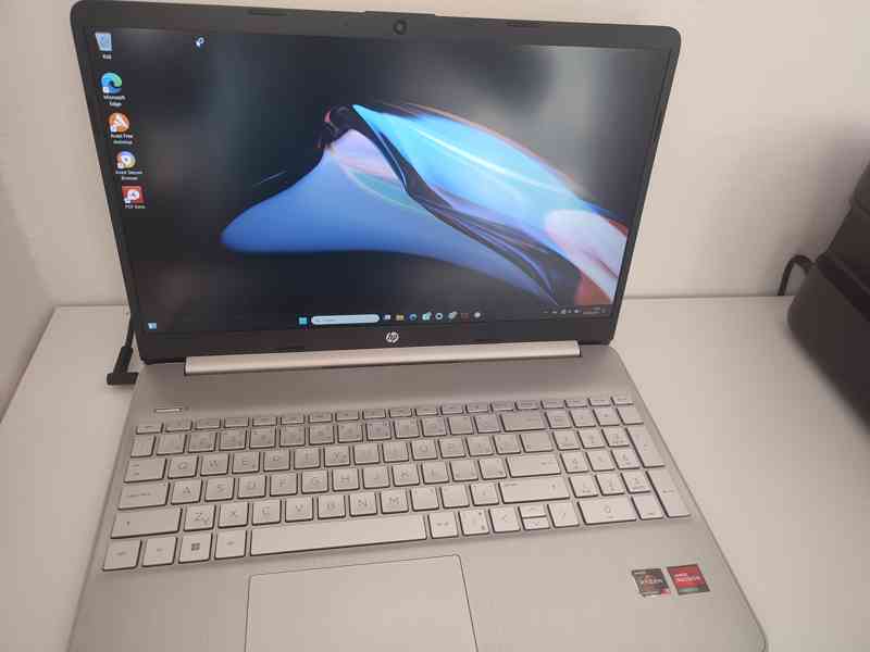 Notebook HP Laptop 15s-eq2740nc plus tiskárna k tomu - foto 3