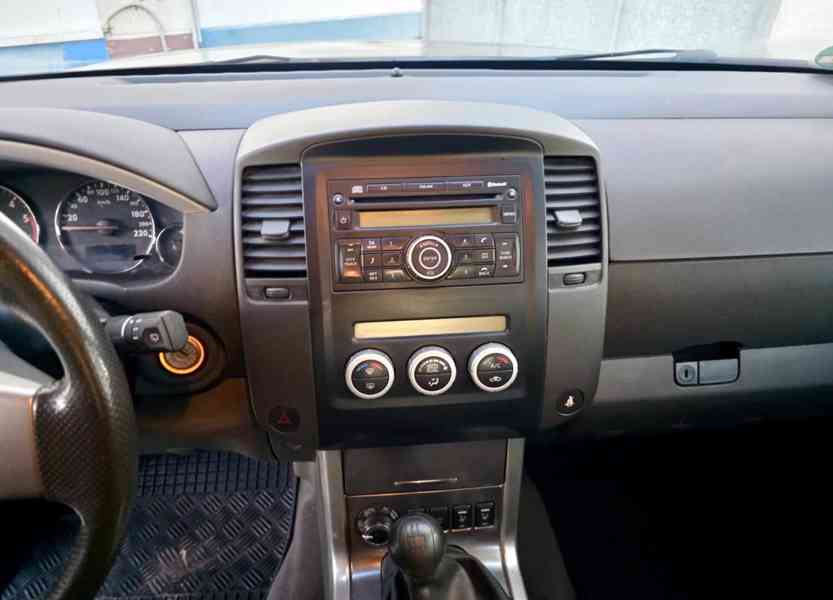 Nissan Pathfinder 2.5 dCi 4x4 140kw - foto 11