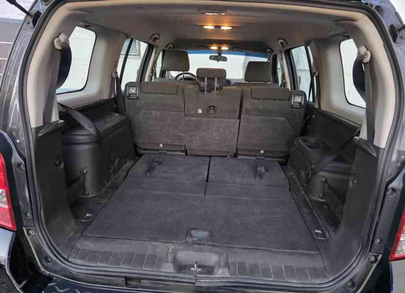 Nissan Pathfinder 2.5 dCi 4x4 140kw - foto 18