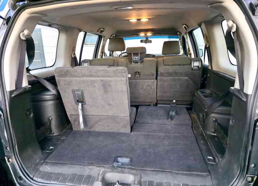 Nissan Pathfinder 2.5 dCi 4x4 140kw - foto 16