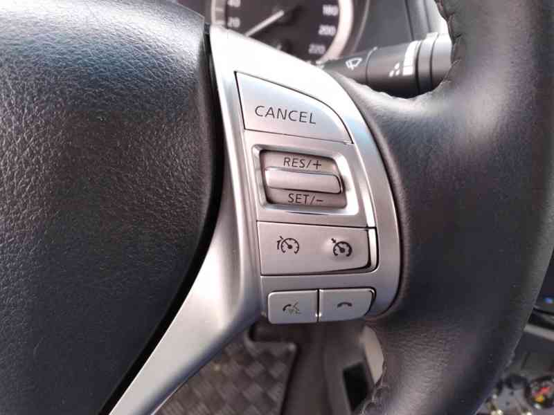 NISSAN NAVARA VP 300 2.3 dCi 4WD DOUBLE CAB - foto 22