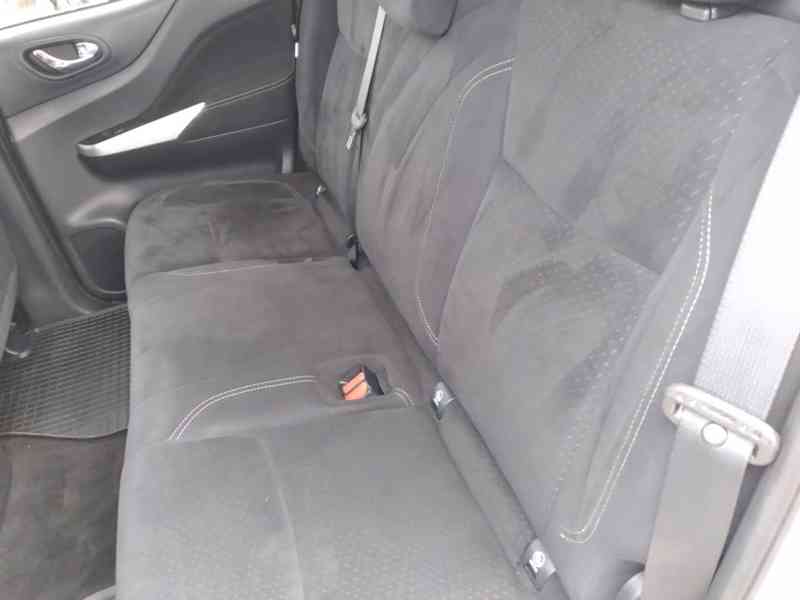 NISSAN NAVARA VP 300 2.3 dCi 4WD DOUBLE CAB - foto 12