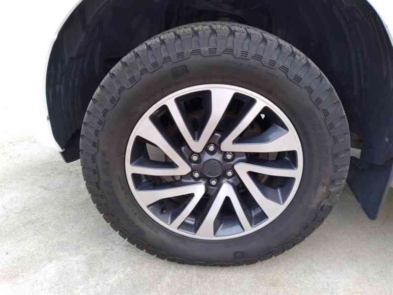 NISSAN NAVARA VP 300 2.3 dCi 4WD DOUBLE CAB - foto 41