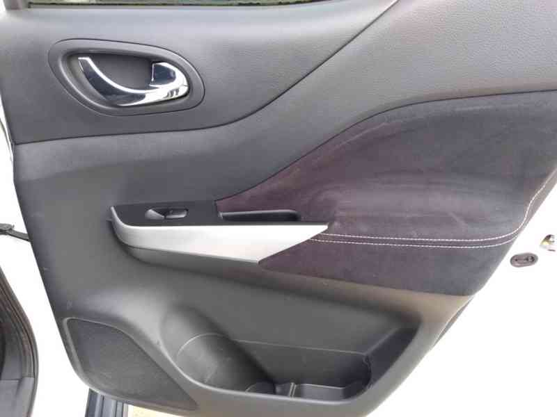 NISSAN NAVARA VP 300 2.3 dCi 4WD DOUBLE CAB - foto 37