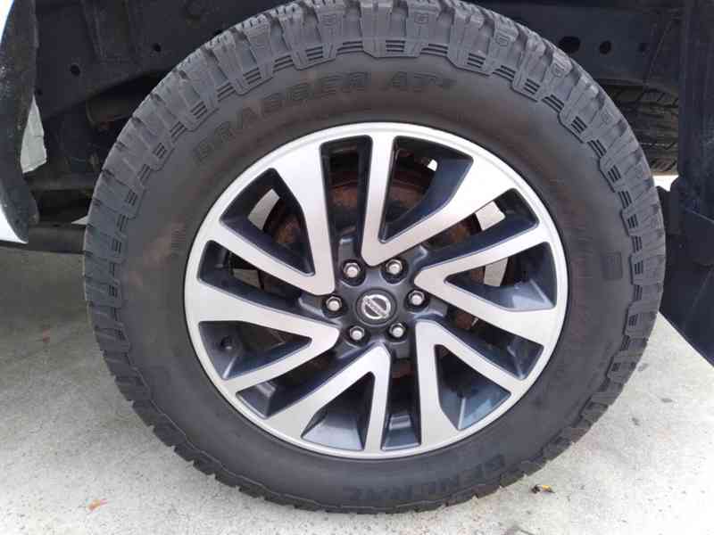 NISSAN NAVARA VP 300 2.3 dCi 4WD DOUBLE CAB - foto 40