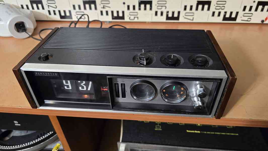 UNIKÁT - PANASONIC RC-7469 překlápěcí hodiny - rádio - foto 3