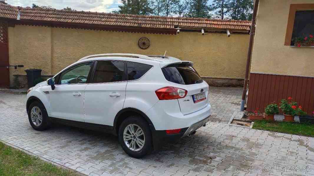 Ford Kuga 2,0   Ford Kuga Titanium - foto 3