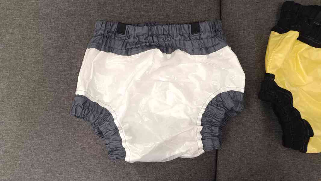 Prodáme nové pvc kalhoty,a plenkové kalhotky ID. - foto 3