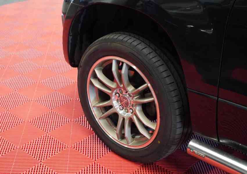 Suzuki Grand Vitara 2.4i Club benzín 124kw - foto 12