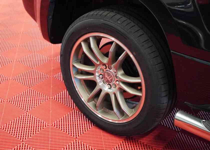 Suzuki Grand Vitara 2.4i Club benzín 124kw - foto 6