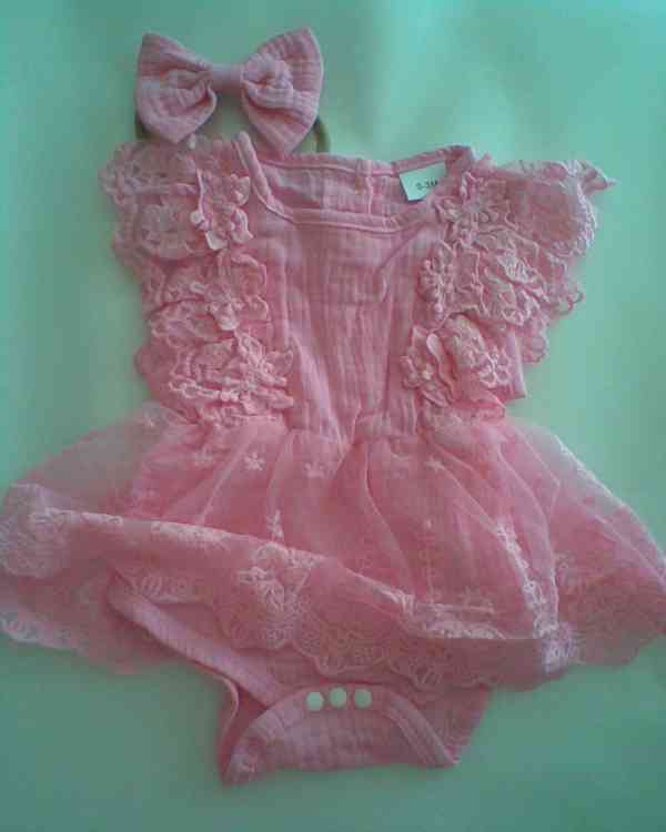 Různé hračky pro holčičku miminko - foto 11