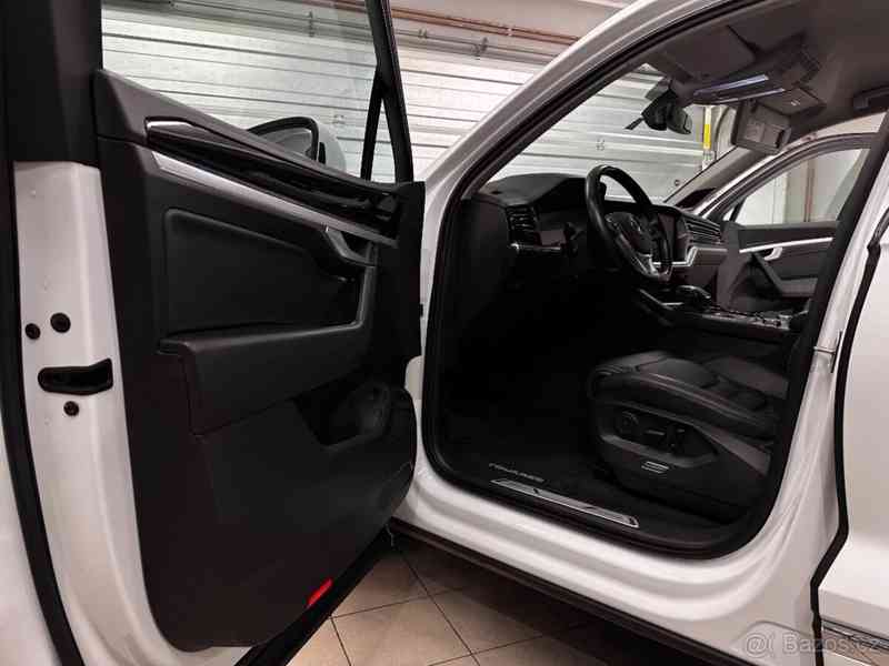 Volkswagen Touareg 3,0   V6 TDi, 210kW, odpočet DPH - foto 11