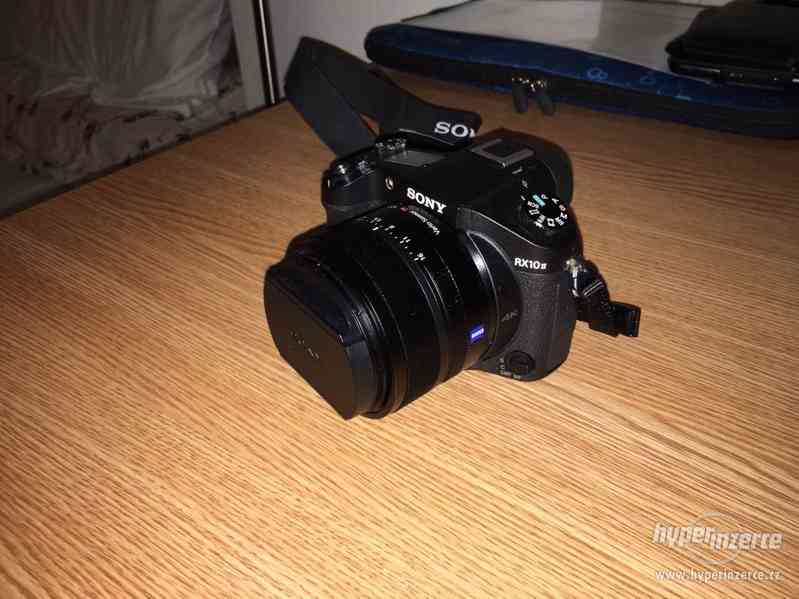 Sony CyberShot RX10 II - foto 2