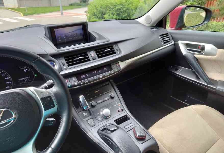 Lexus CT 200h	 - foto 3