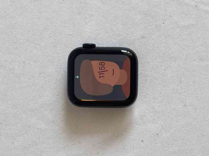 Apple Watch SE 2. gen GPS 40mm - iCloud OFF, PIN lock - foto 4
