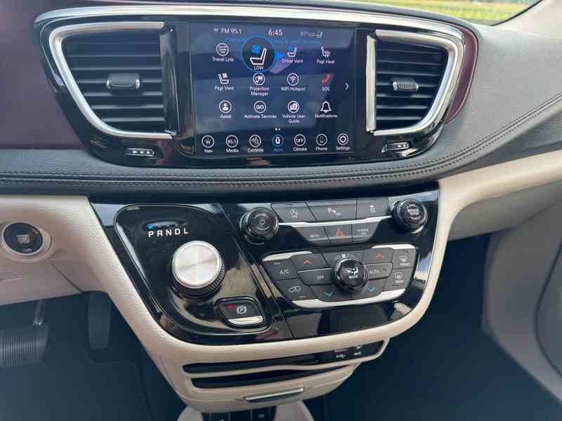 Chrysler Pacifica 3,6 Limited Sunroof TOP 2020 - foto 21