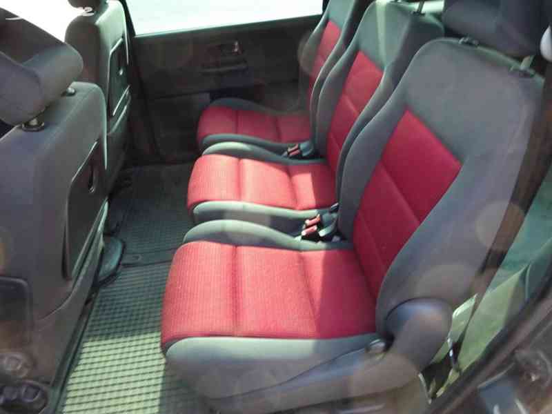 VW Sharan 2.0 TDI r.v.2007 (103 kw) stk:5/2028 - foto 14