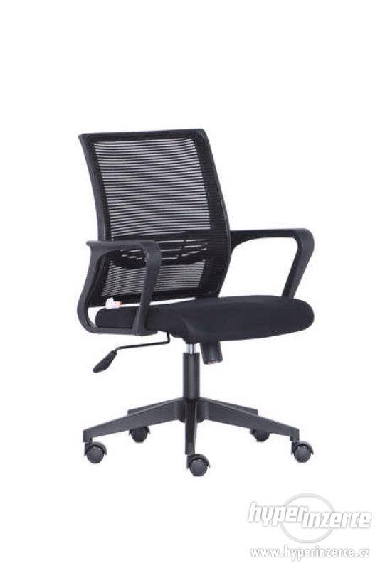 Moderní ergonomické kancelářské křeslo Peach PO201 černé - foto 1