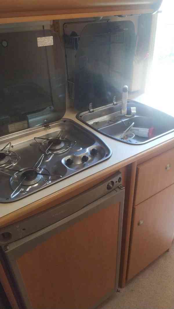 Karavan Knaus - foto 8