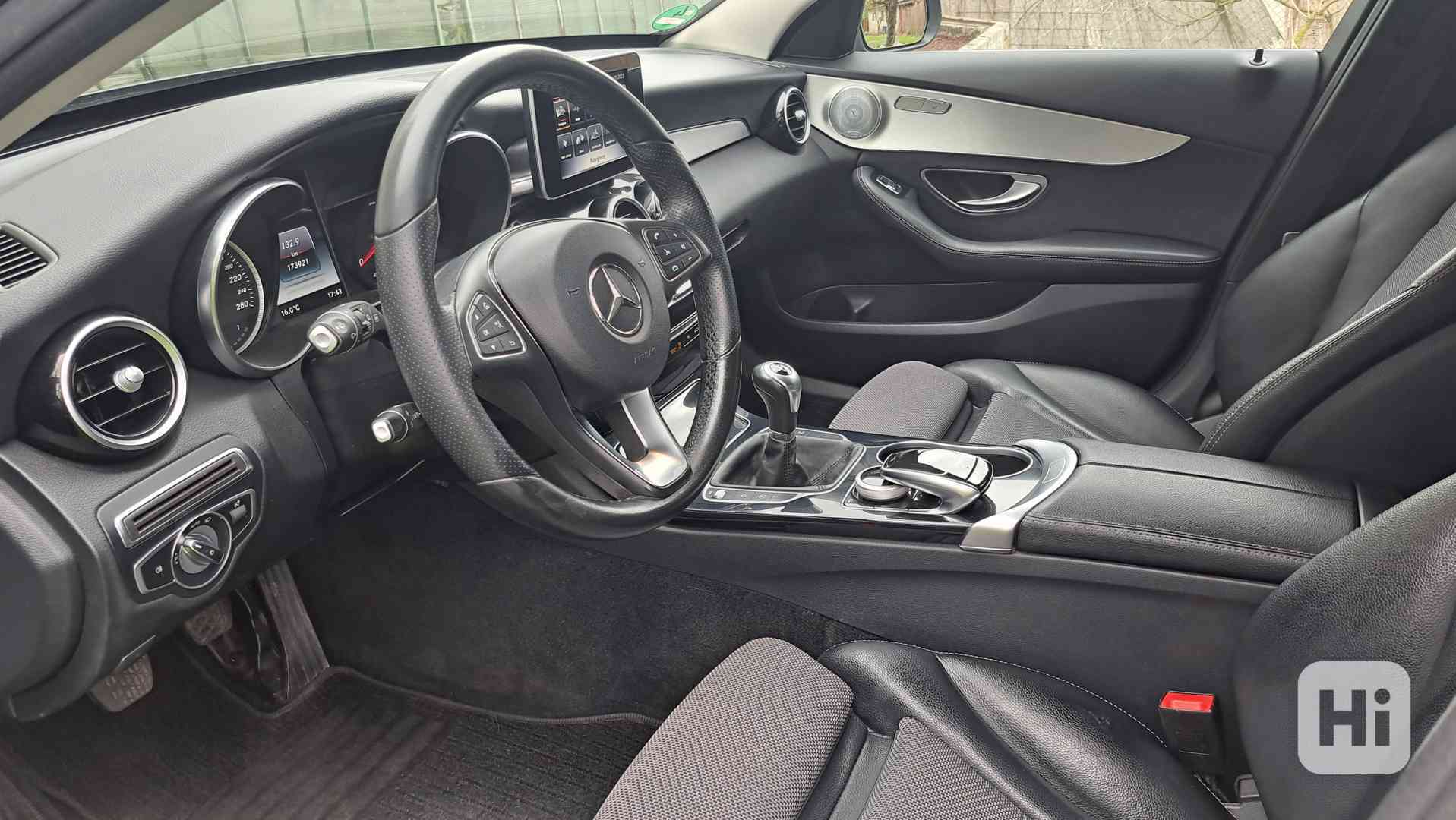 Mercedes-Benz C220 - foto 1