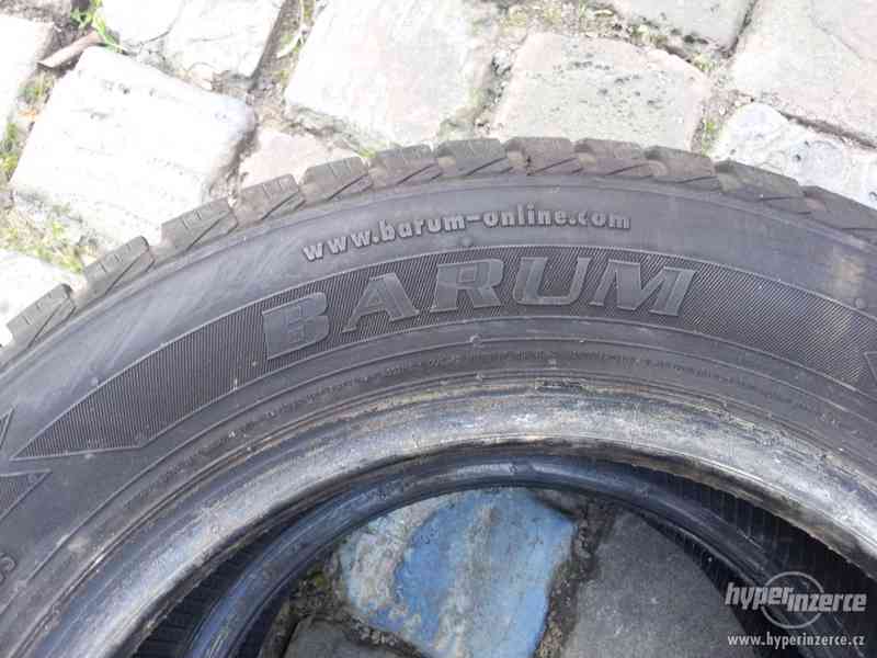 prodám zimní pneu 2 ks Barum - foto 2