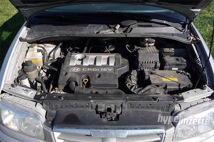 Hyundai Trajet 2.0 CRDI 7 míst, autoklima, tažné - foto 5