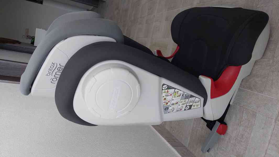 Britax Römer KIDFIX XP SICT 15-36 kg - foto 5