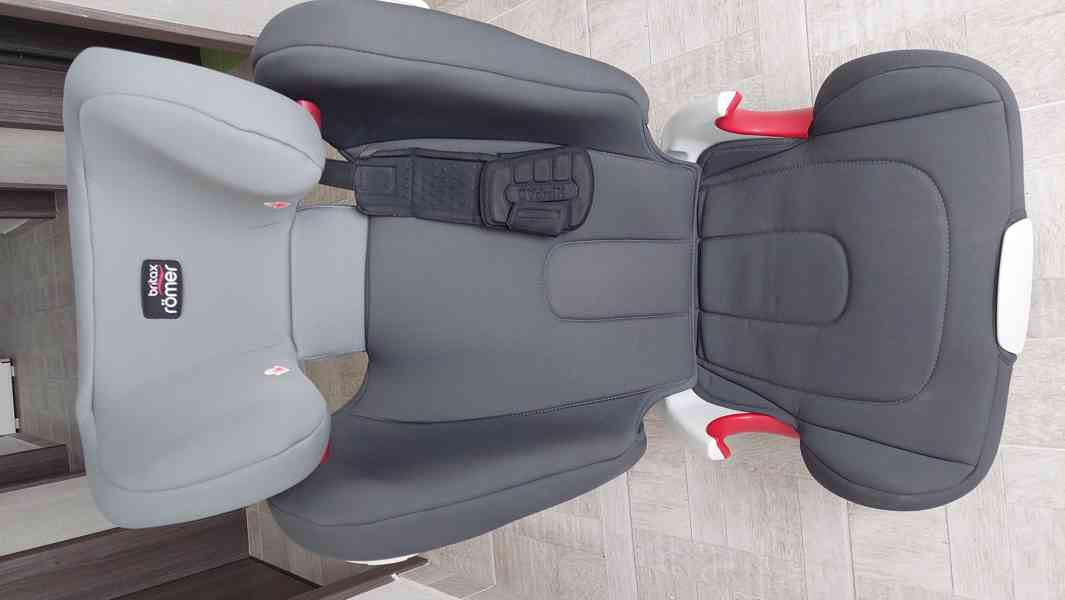 Britax Römer KIDFIX XP SICT 15-36 kg - foto 2