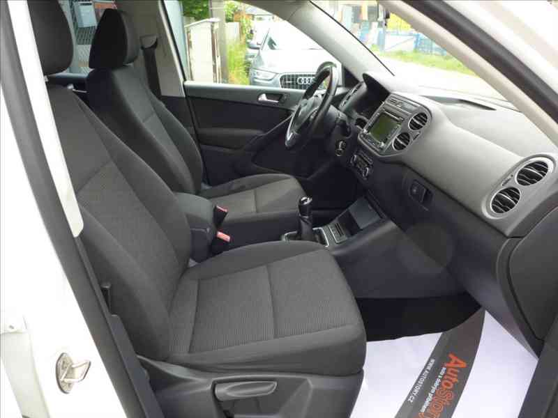 Volkswagen Tiguan 2,0 TDi DIGI AC, PDC, 1.MAJ - foto 10