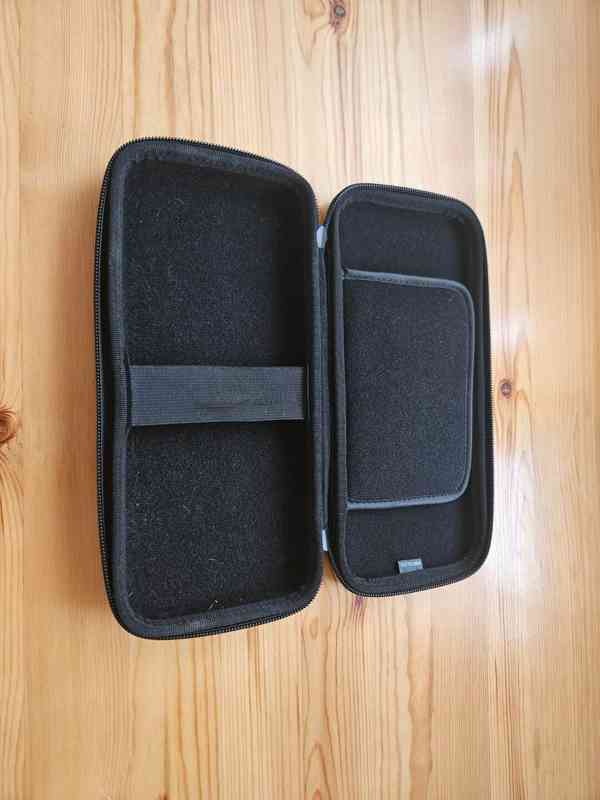 Konzole Nintendo Switch, červená/modrá.  Jako nová. - foto 10