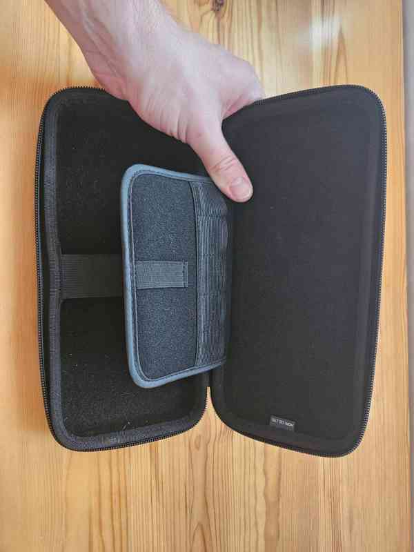 Konzole Nintendo Switch, červená/modrá.  Jako nová. - foto 8
