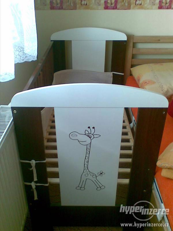 Postýlka žirafa - foto 1