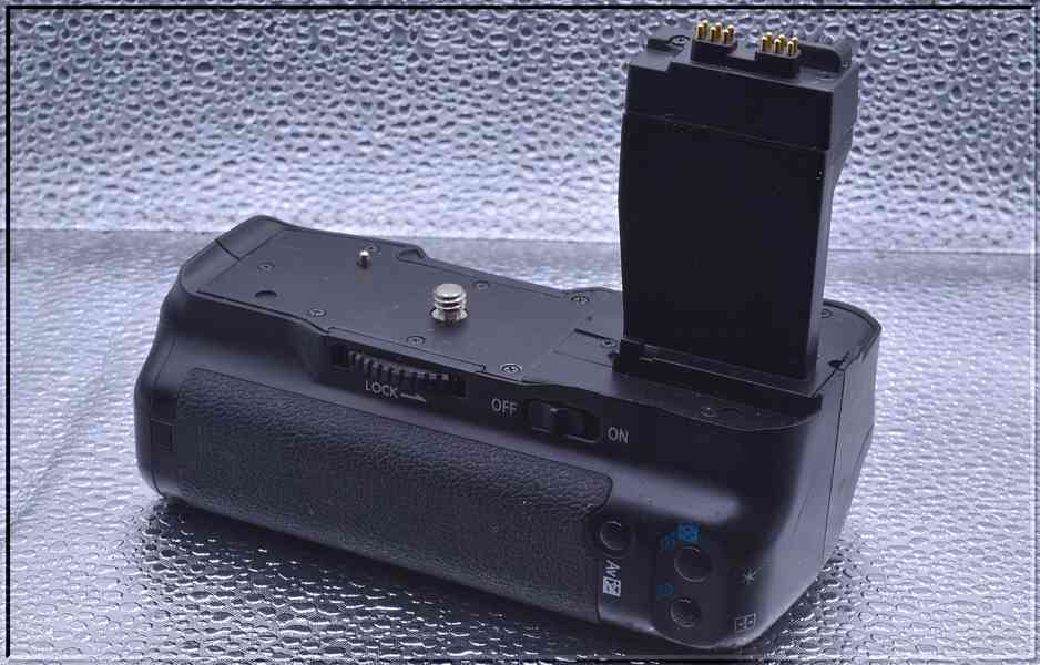 Meike MK-550D *Bateriový grip pro Canon EOS 550D/600D/650D.. - foto 4