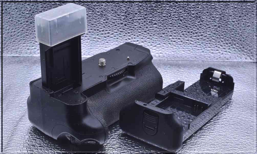 Meike MK-550D *Bateriový grip pro Canon EOS 550D/600D/650D.. - foto 3