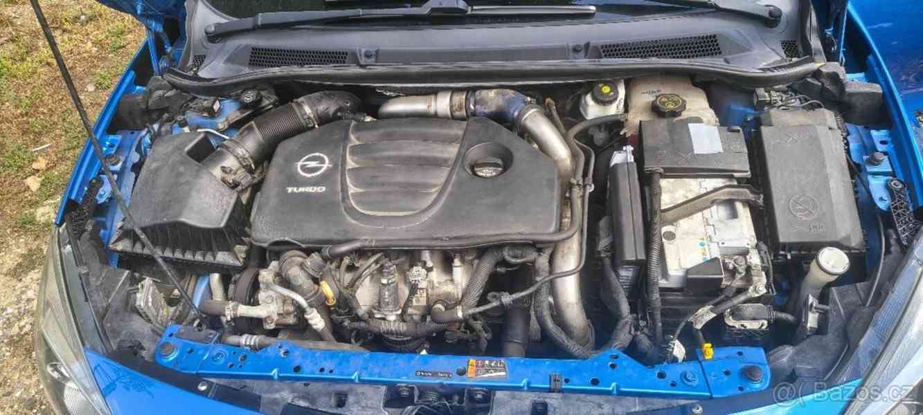 Opel Astra OPC - foto 10