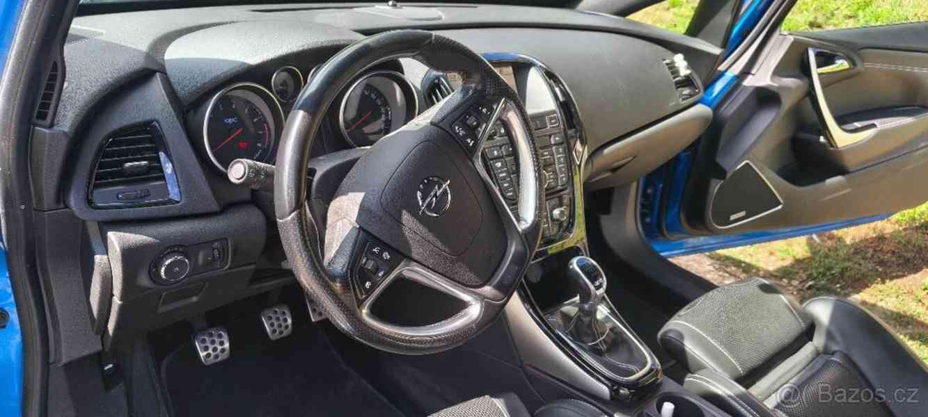 Opel Astra OPC - foto 9