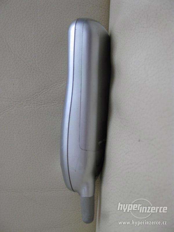 Panasonic EB-GD35 - mobilní telefony z r.2001 - foto 3