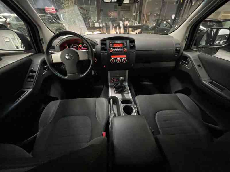 Nissan Pathfinder 2.5 dCi 4x4 140kw - foto 10