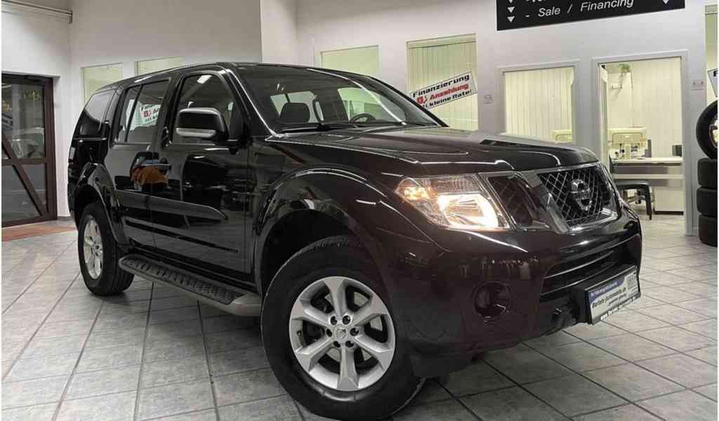 Nissan Pathfinder 2.5 dCi 4x4 140kw - foto 6