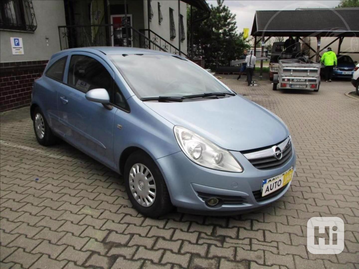 Opel Corsa 1,2 16V KLIMA - foto 1