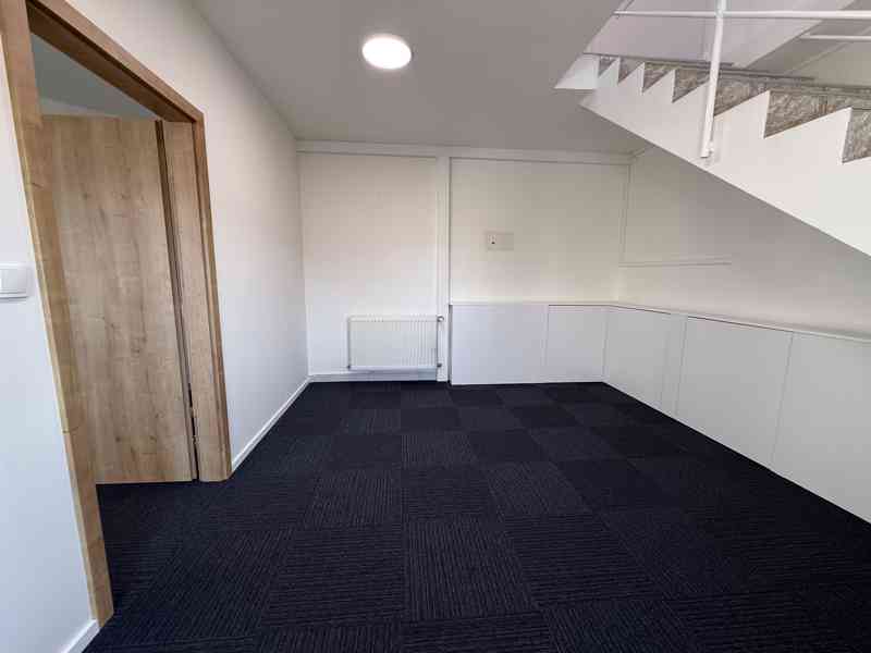 PRONÁJEM NOVÉ KANCELÁŘE O CP CCA 12 M2, BRNO - KRÁLOVO POLE - foto 17