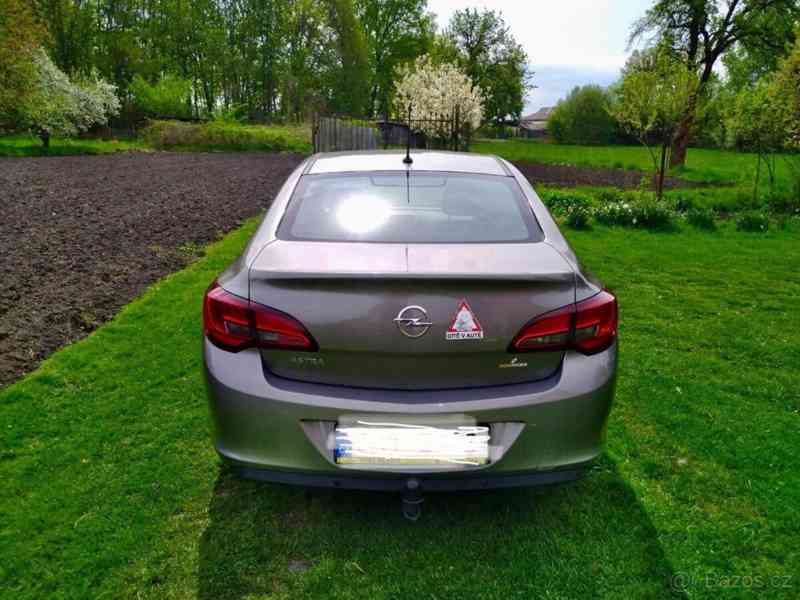 Opel Astra B16XER (2017) - foto 10