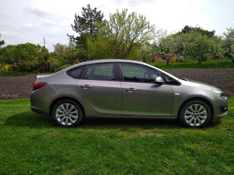 Opel Astra B16XER (2017) - foto 2