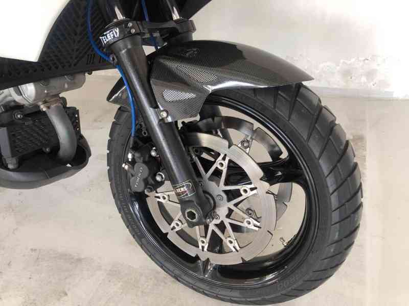 Suzuki DL 1000 V-Strom - foto 19