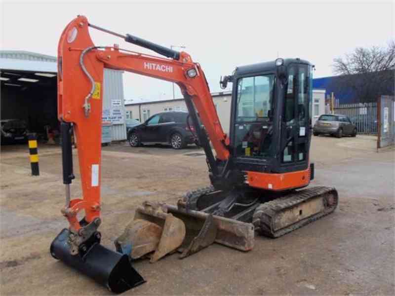  2011 Hitachi ZX38U  - foto 3