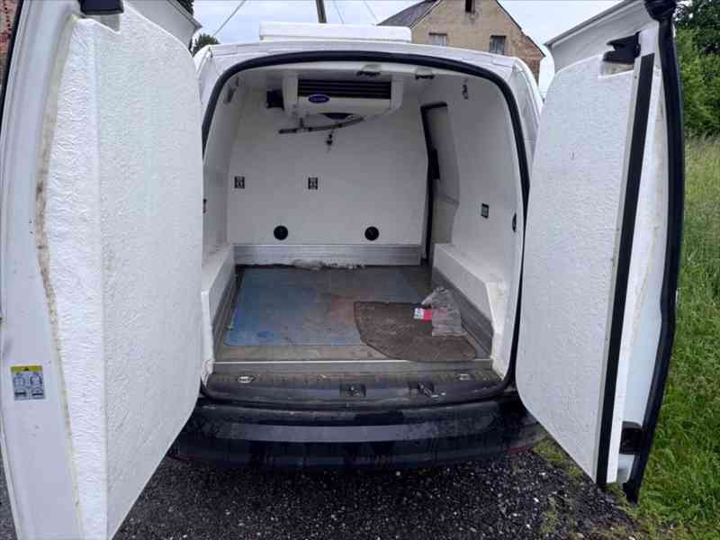 Volkswagen Caddy 2,0   150 PS – Mrazák do -25 °C, Dat - foto 18