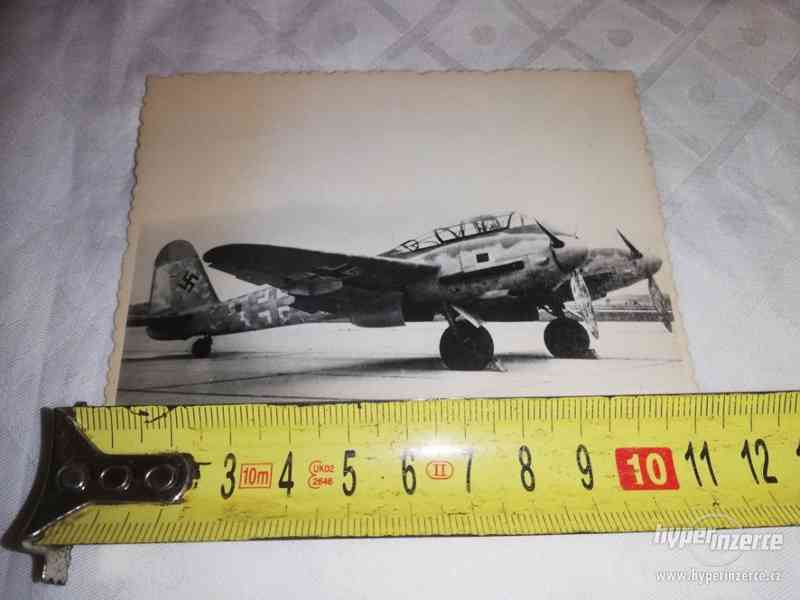 Letadlo - Válečná fotografie z 2. světové války - foto 1